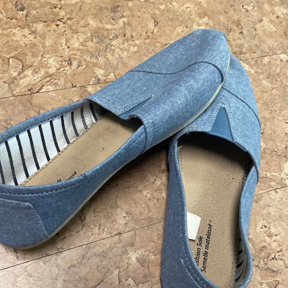 Time&tru (ardene’s) shoes - Picture 1 of 2